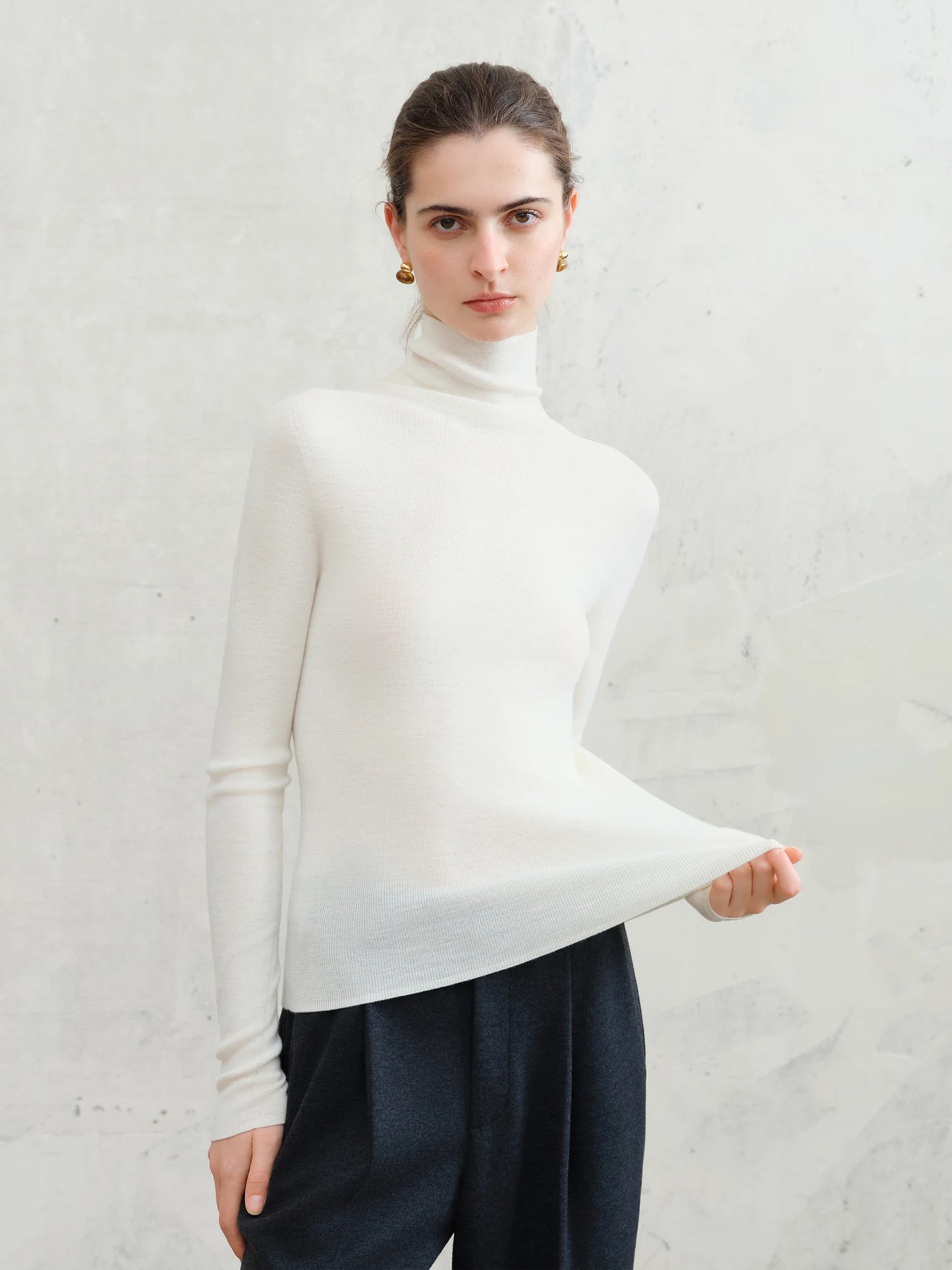 Black Slim Crew Neck Knit Top