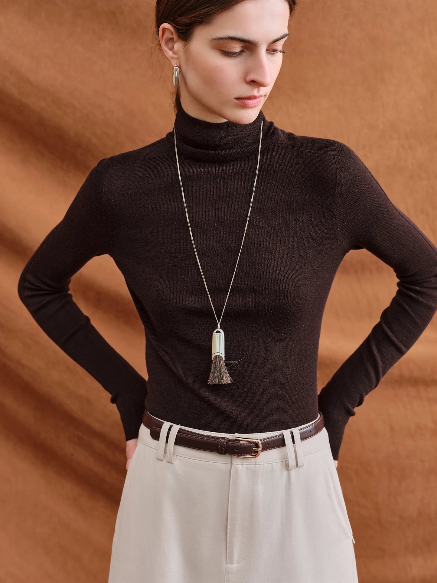 Black Slim Crew Neck Knit Top