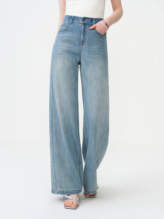 Light Wash Balloon Leg Jeans