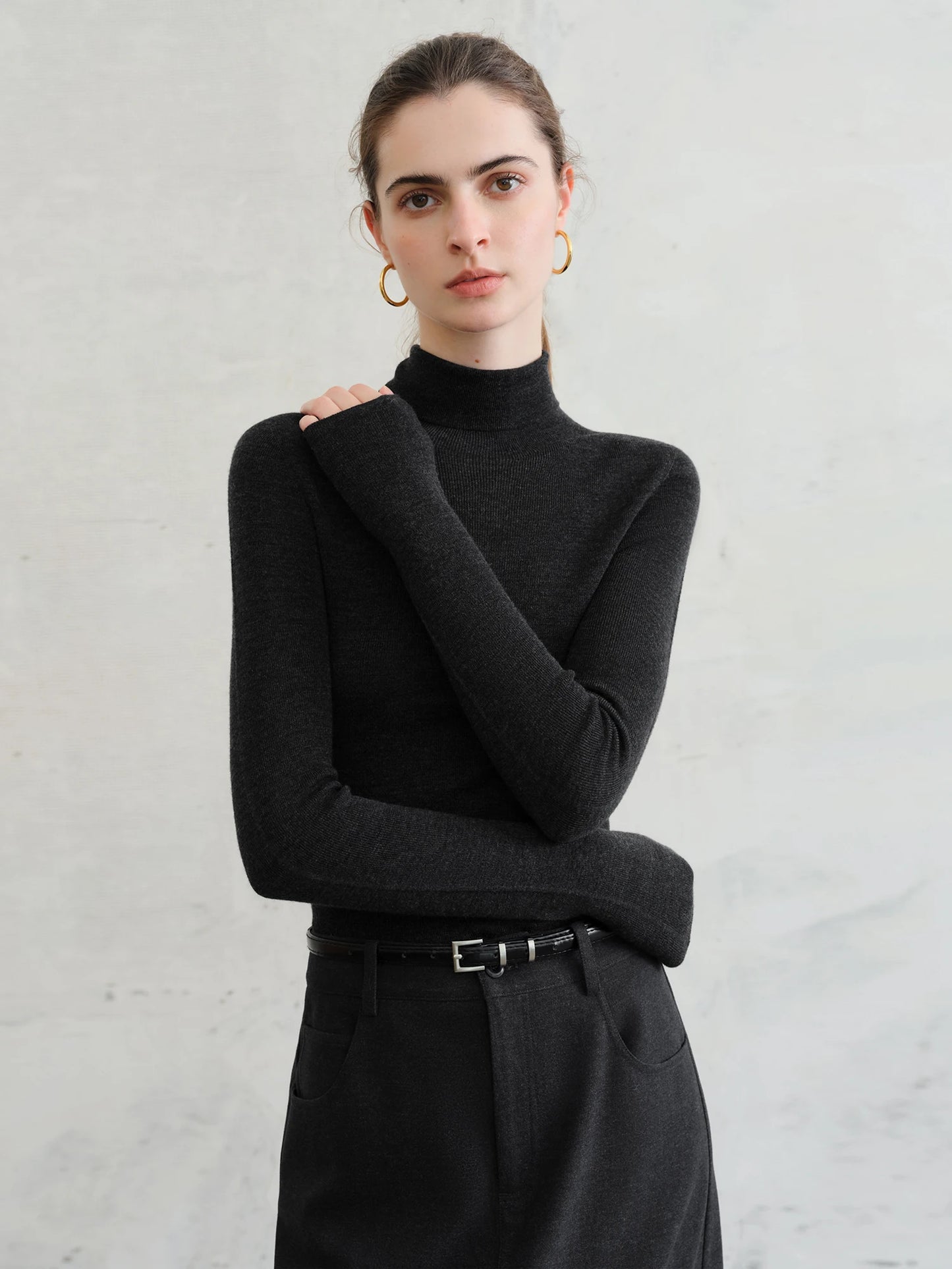 Black Slim Crew Neck Knit Top