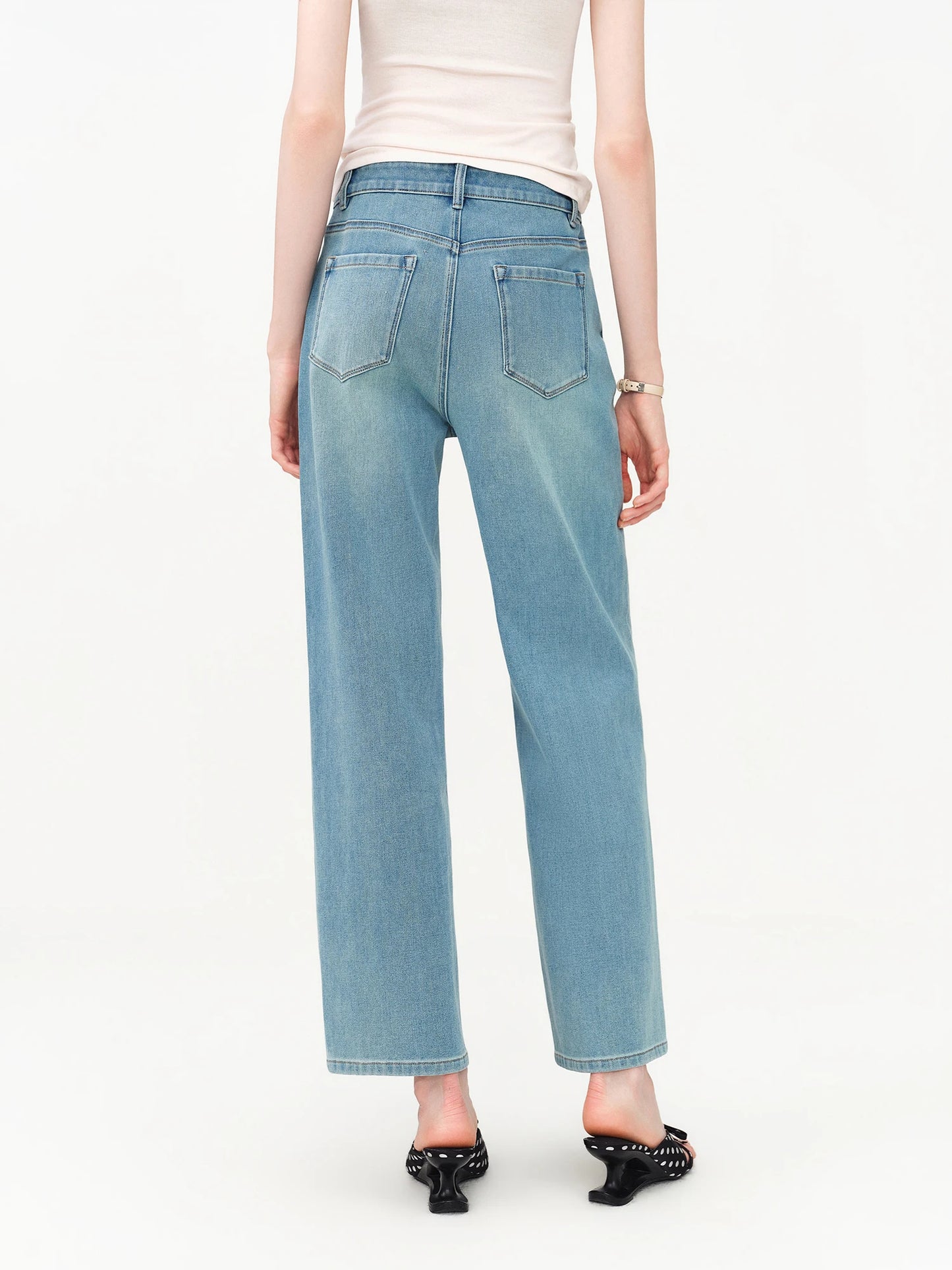 Light Wash Cropped Straight Jeans