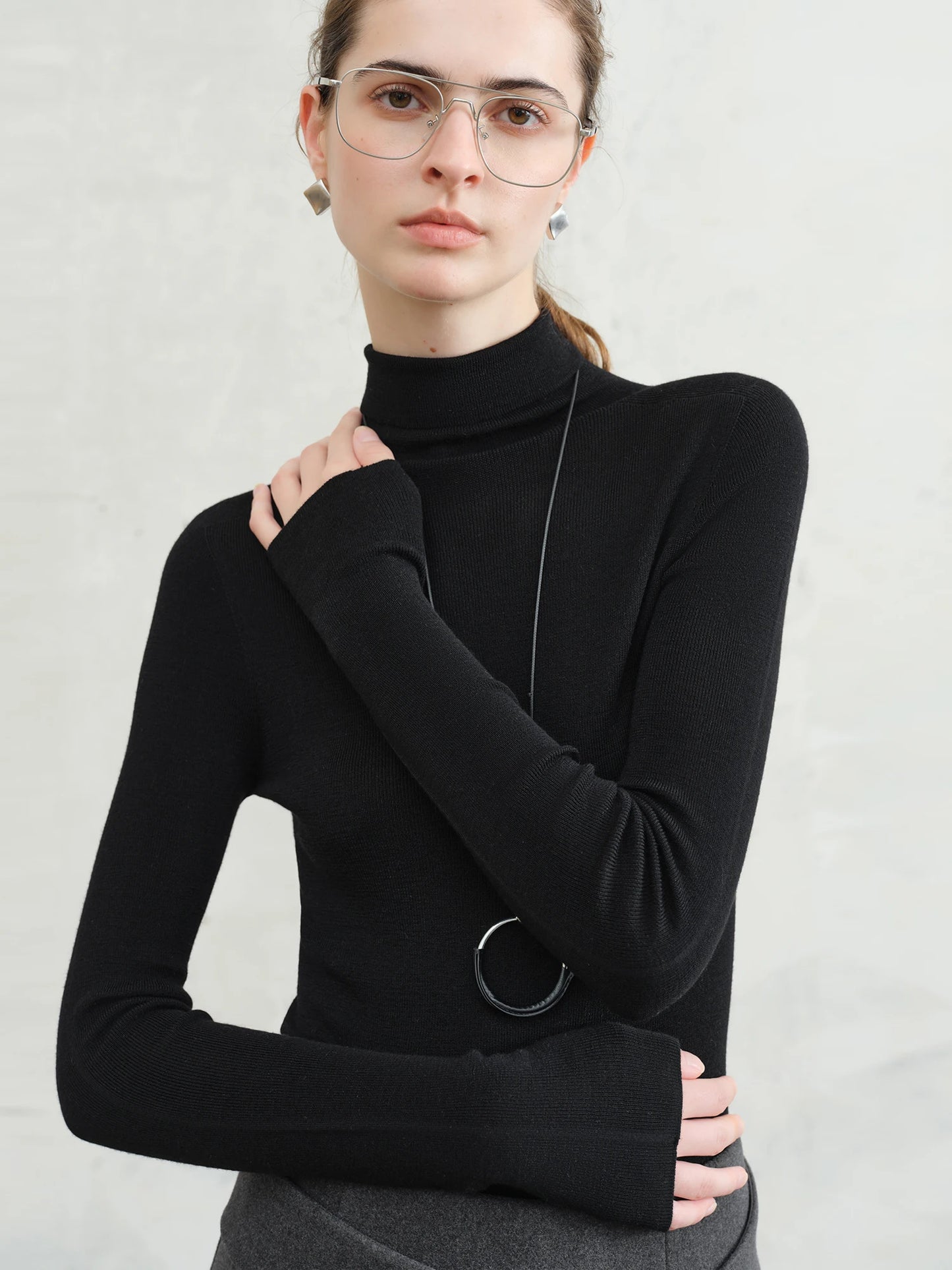 Black Slim Crew Neck Knit Top