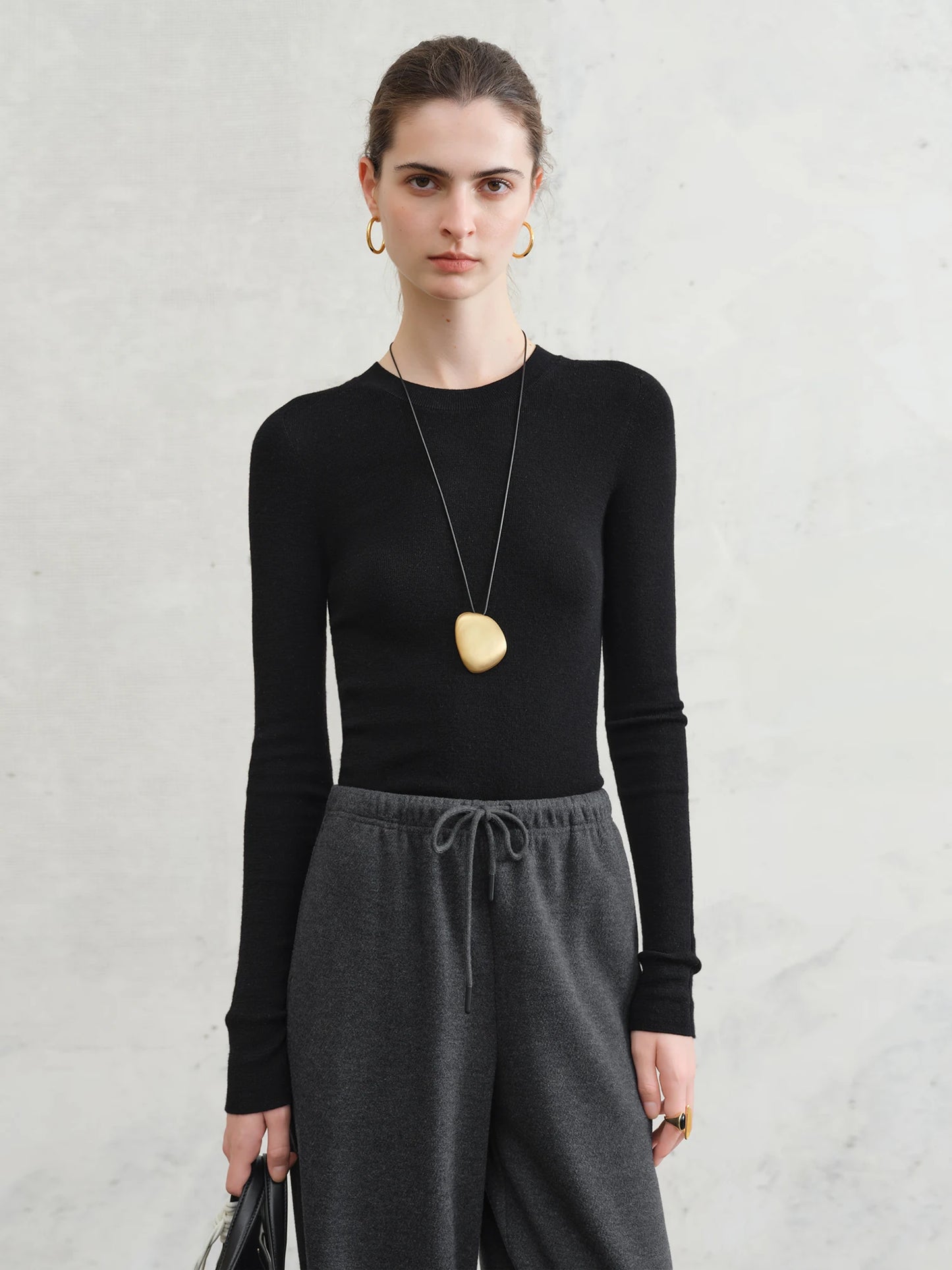 Black Slim Crew Neck Knit Top